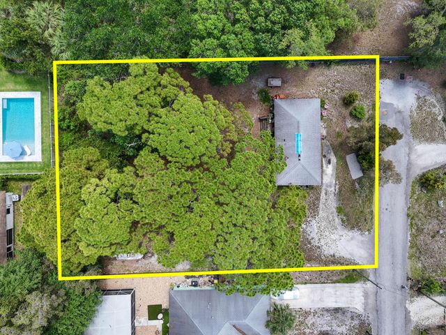 6761 Palm Garden Street, Jupiter, FL 33458