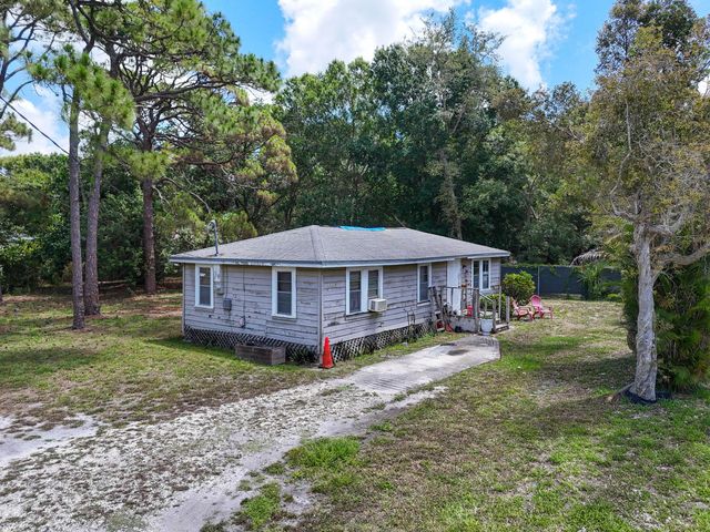 6761 Palm Garden Street, Jupiter, FL 33458
