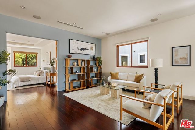 8221 Tuscany Avenue, Playa Del Rey, CA 90293