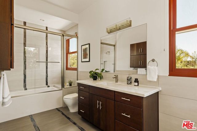 8221 Tuscany Avenue, Playa Del Rey, CA 90293
