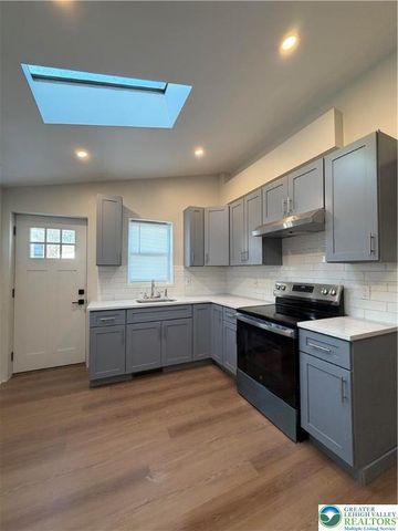 1432 Pine Street, Easton, PA 18042