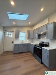 1432 Pine Street, Easton, PA 18042