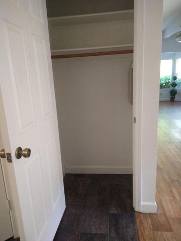 3377 Parkside Dr, Rocklin, CA 95677