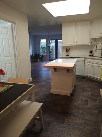 3377 Parkside Dr, Rocklin, CA 95677