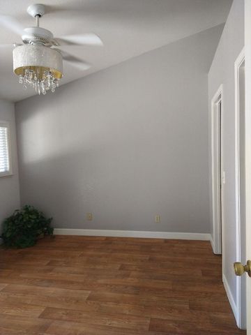 3377 Parkside Dr, Rocklin, CA 95677