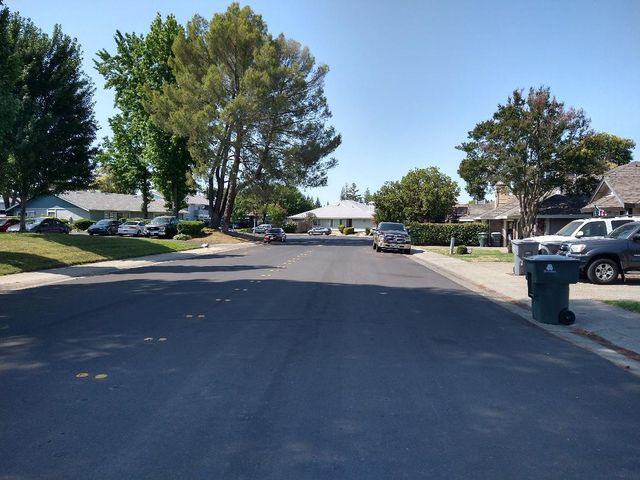 3377 Parkside Dr, Rocklin, CA 95677