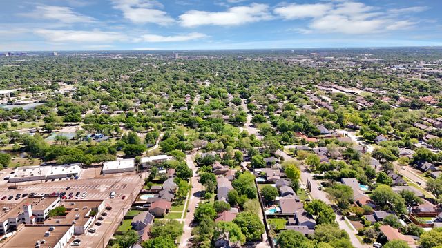 1427 Stagecoach Drive, Richardson, TX 75080
