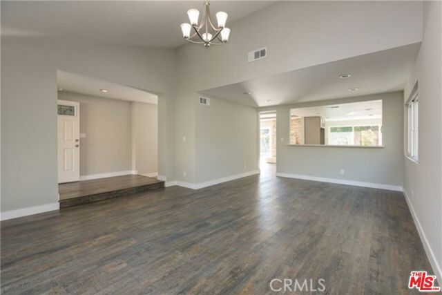 20716 Nashville Street, Los Angeles, CA 91311