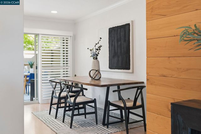 1889 Pomar Way, Walnut Creek, CA 94598