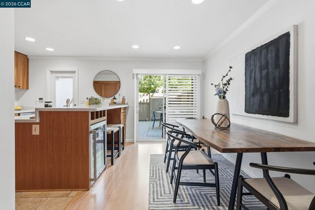 1889 Pomar Way, Walnut Creek, CA 94598