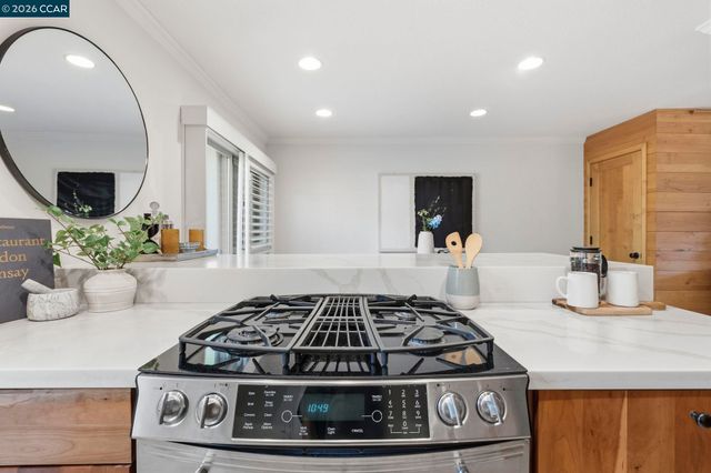 1889 Pomar Way, Walnut Creek, CA 94598