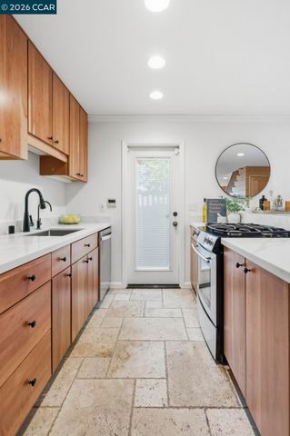 1889 Pomar Way, Walnut Creek, CA 94598