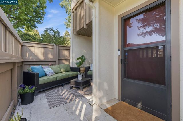 1889 Pomar Way, Walnut Creek, CA 94598