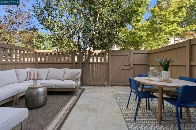 1889 Pomar Way, Walnut Creek, CA 94598