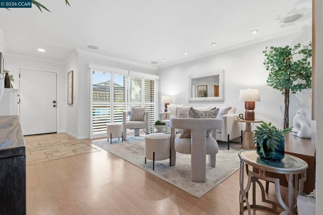 1889 Pomar Way, Walnut Creek, CA 94598