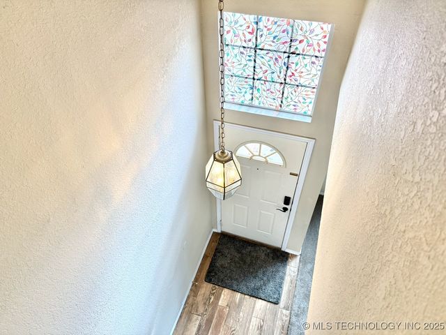 516 S Laurel Avenue, Broken Arrow, OK 74012