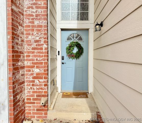 516 S Laurel Avenue, Broken Arrow, OK 74012