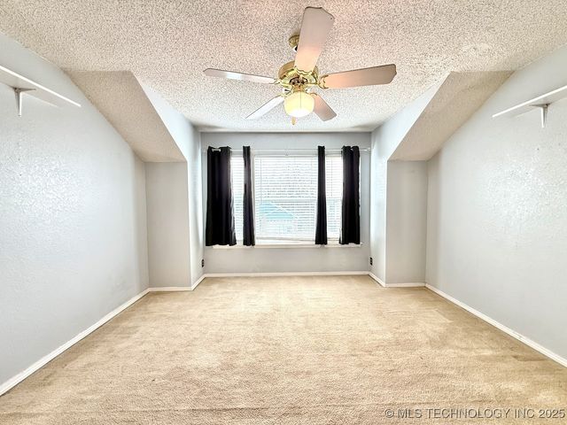 516 S Laurel Avenue, Broken Arrow, OK 74012