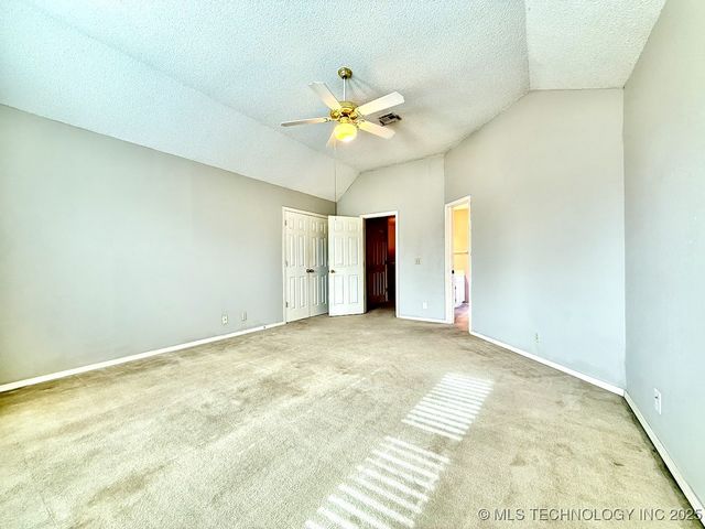 516 S Laurel Avenue, Broken Arrow, OK 74012