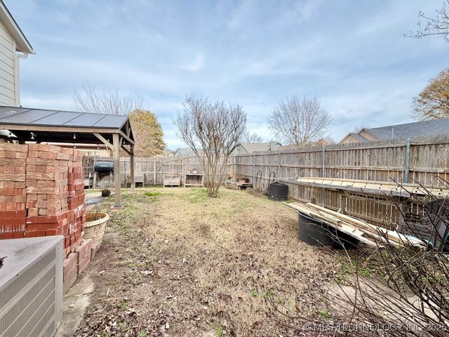 516 S Laurel Avenue, Broken Arrow, OK 74012