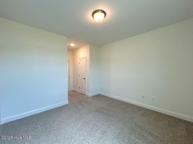 504 Yellow Birch Way, Hubert, NC 28539