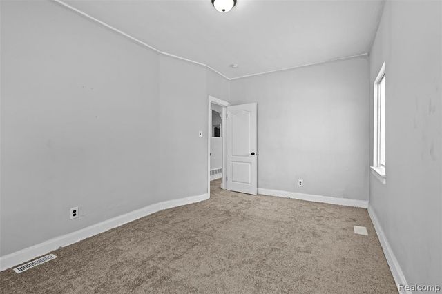 5243 Devonshire Road, Detroit, MI 48224