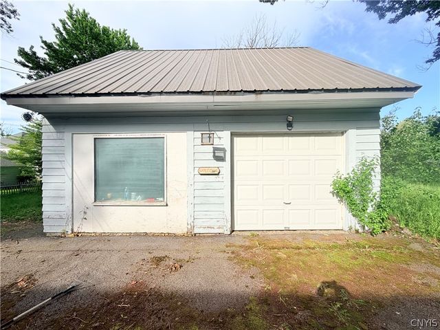 2 Curtis Road, Vernon, NY 13476