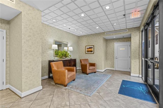 7501 River Rd Apt 16B, Newport News, VA 23607