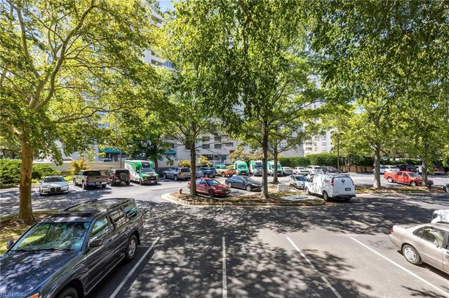 7501 River Rd Apt 16B, Newport News, VA 23607