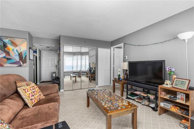 7501 River Rd Apt 16B, Newport News, VA 23607