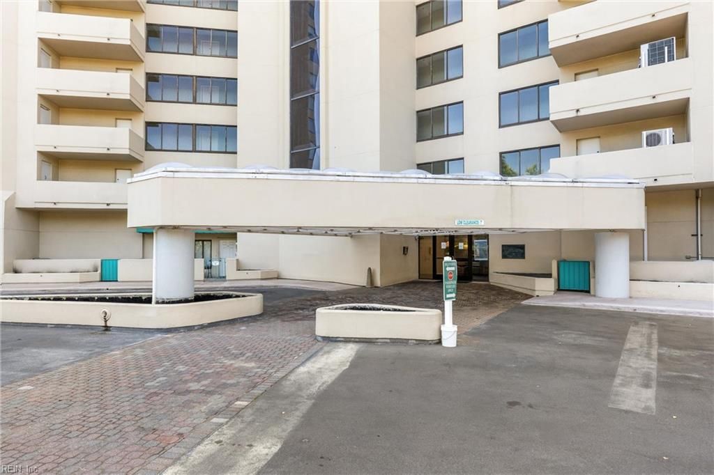 7501 River Rd Apt 16B, Newport News, VA 23607