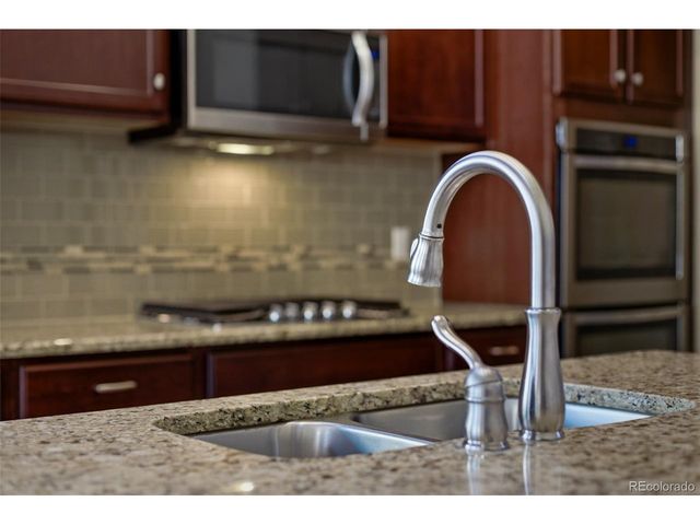 9470 Sori Ln, Highlands Ranch, CO 80126