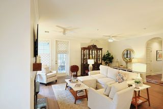 307 Seven Springs Way Apt 304, Brentwood, TN 37027