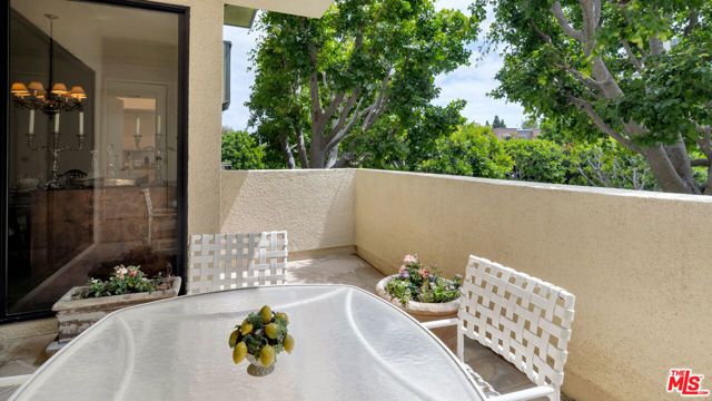 2350 Century Hill, Los Angeles, CA 90067