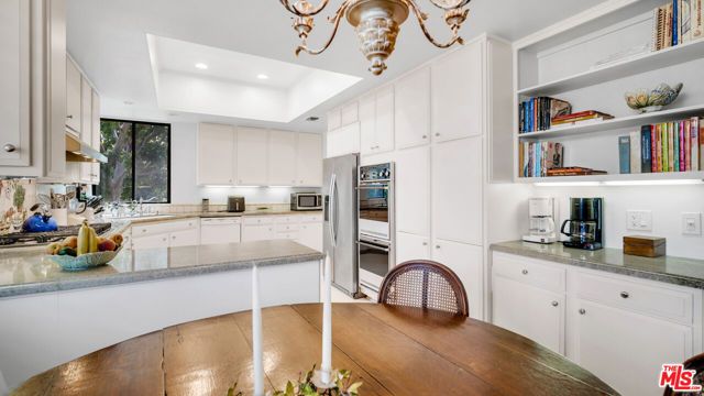 2350 Century Hill, Los Angeles, CA 90067