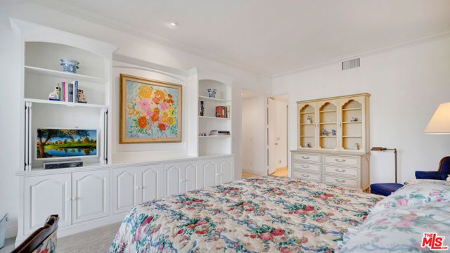 2350 Century Hill, Los Angeles, CA 90067