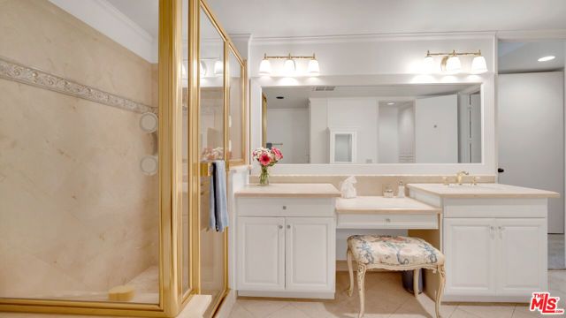 2350 Century Hill, Los Angeles, CA 90067