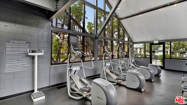 2350 Century Hill, Los Angeles, CA 90067