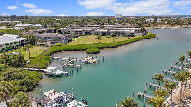 755 SATURN Street H207, Jupiter, FL 33477