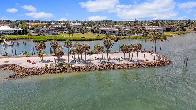 755 SATURN Street H207, Jupiter, FL 33477