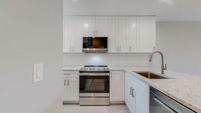 650 W Pope Rd. Unit 244 244, St Augustine, FL 32080