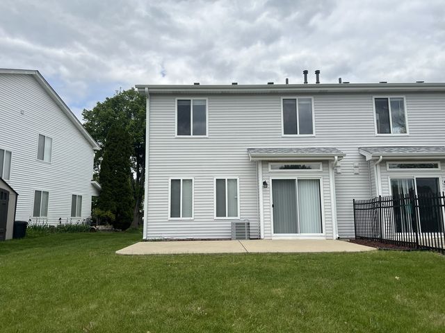 2730 Idaho Road, Naperville, IL 60564