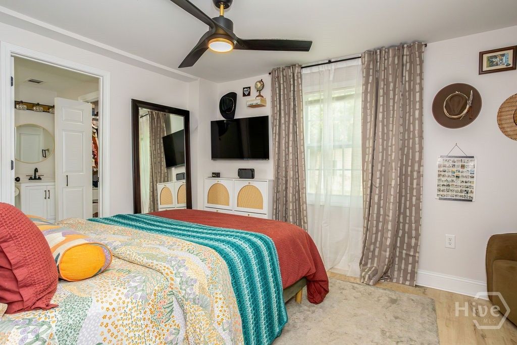 Image 23 of property listing at 1301 SE 36th Street, Savannah, GA 31404