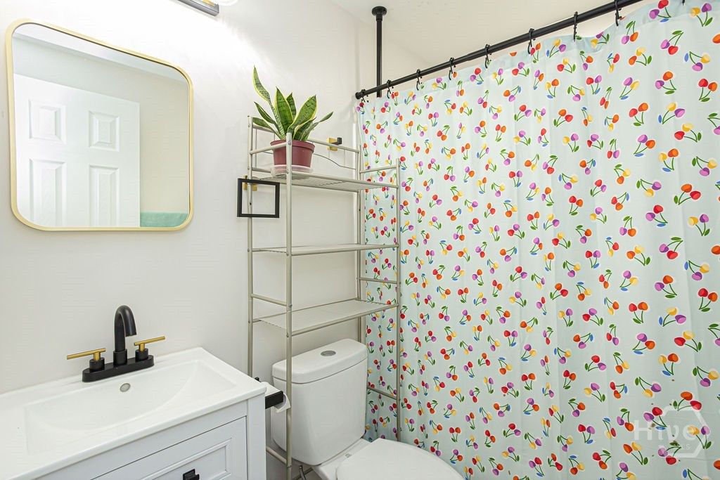 Image 31 of property listing at 1301 SE 36th Street, Savannah, GA 31404