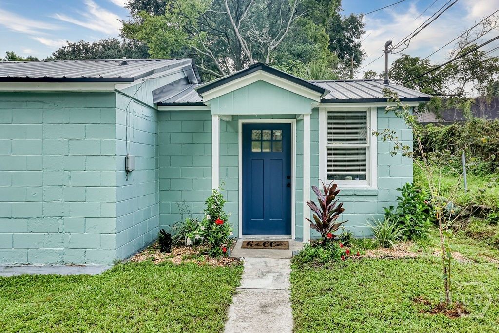 Image 37 of property listing at 1301 SE 36th Street, Savannah, GA 31404