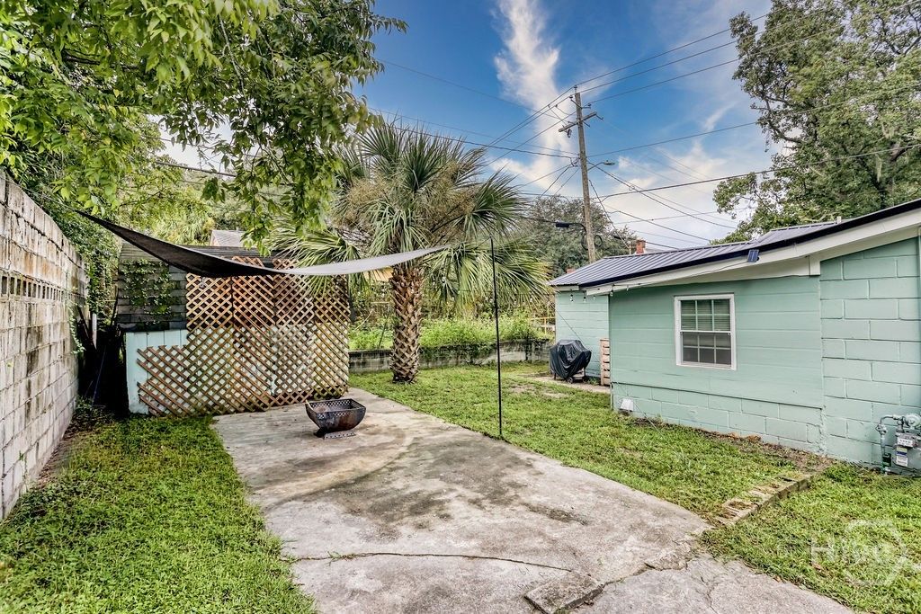 Image 41 of property listing at 1301 SE 36th Street, Savannah, GA 31404