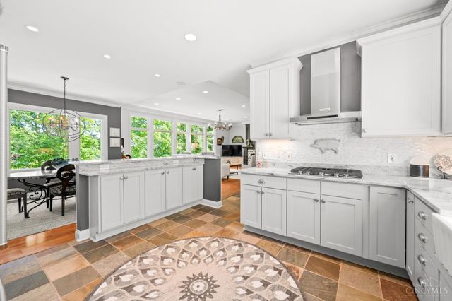 890 Wallace Avenue, Milford, OH 45150