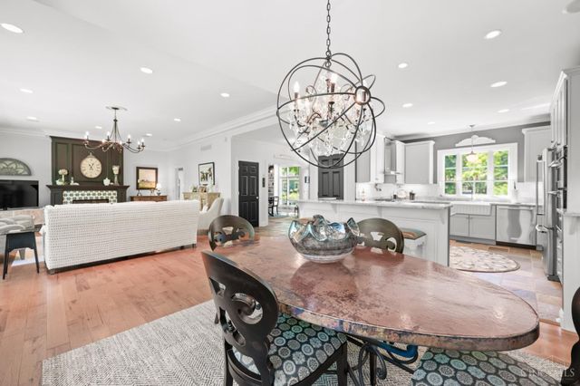 890 Wallace Avenue, Milford, OH 45150
