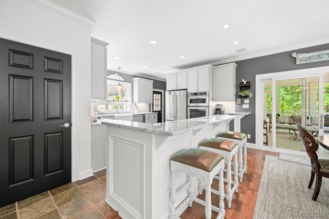 890 Wallace Avenue, Milford, OH 45150