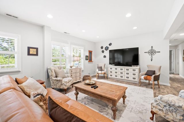 890 Wallace Avenue, Milford, OH 45150